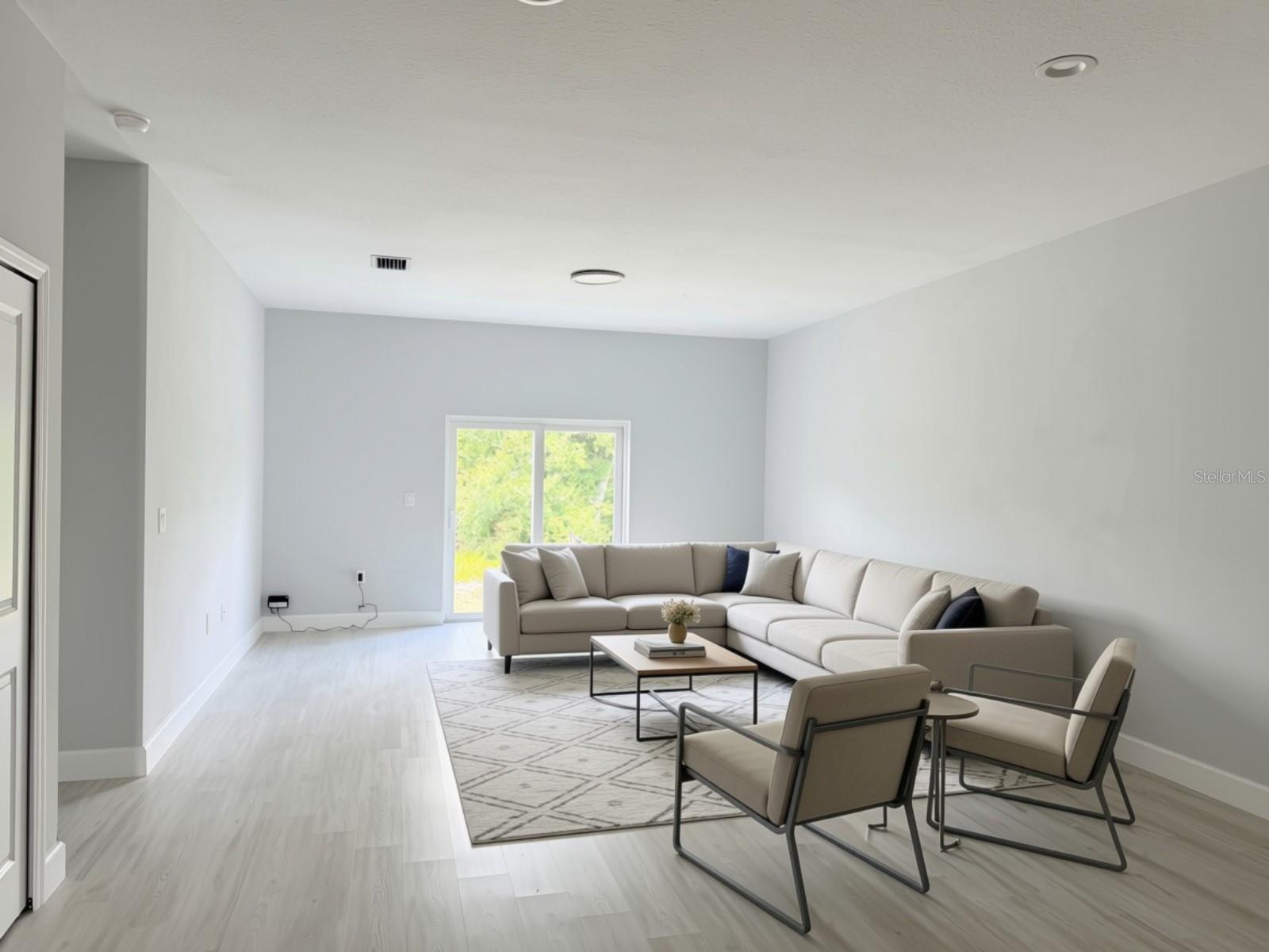 10385 Port Everglades St Property Photo 2