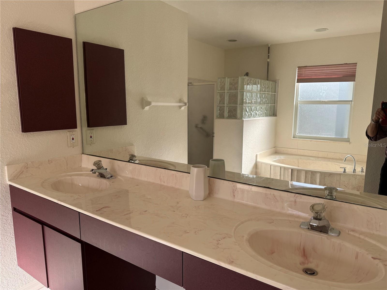 640 Boundary Blvd Property Photo 35