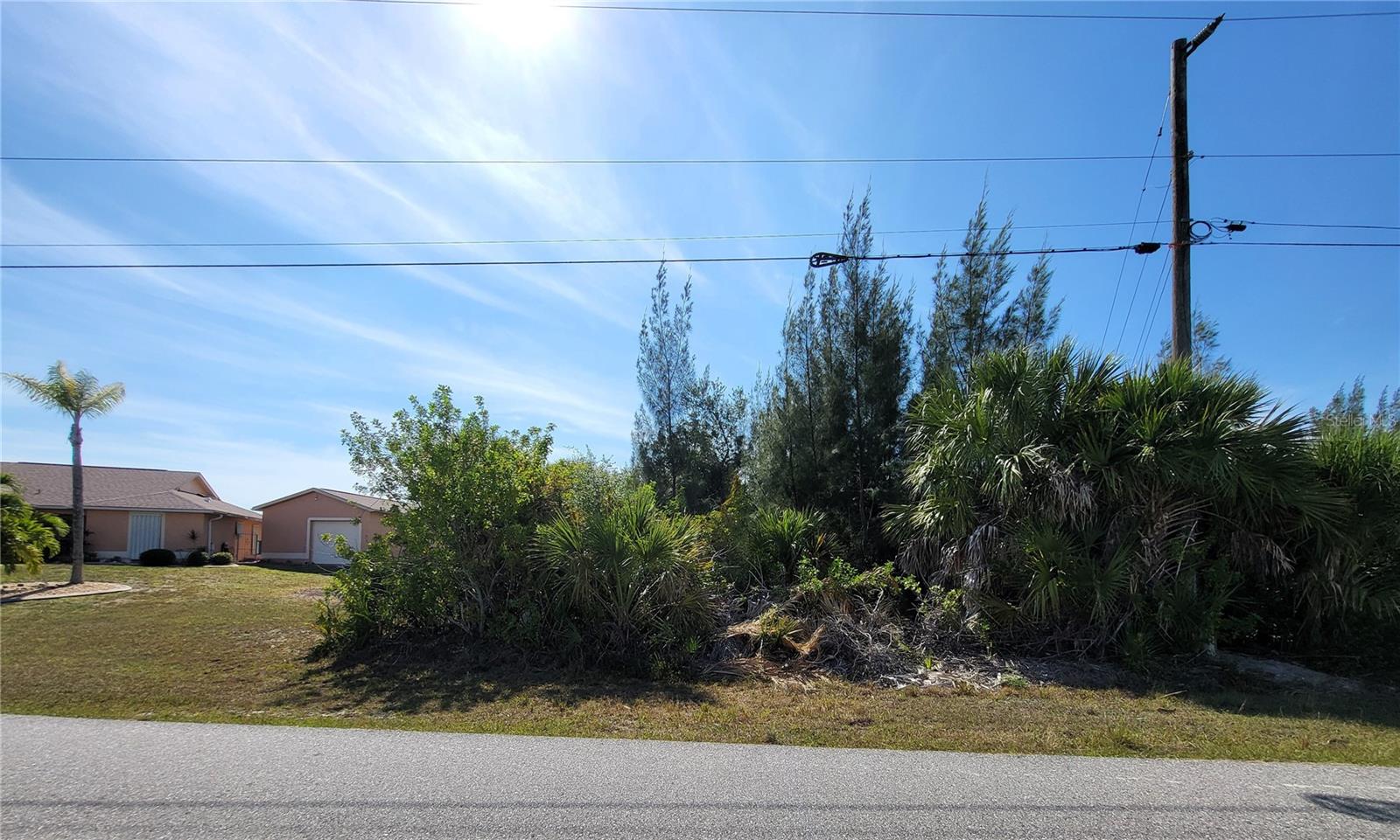 9598 Spring Cir Property Photo 6
