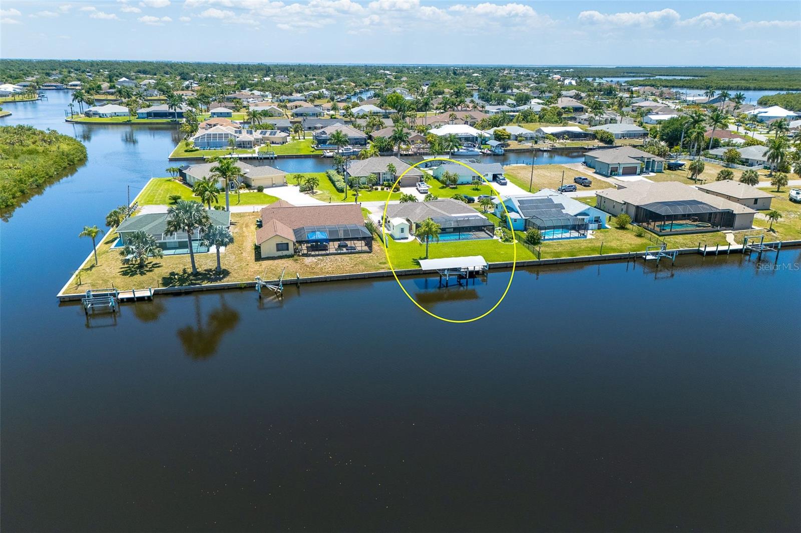 4195 Surfside Ct Property Photo 1
