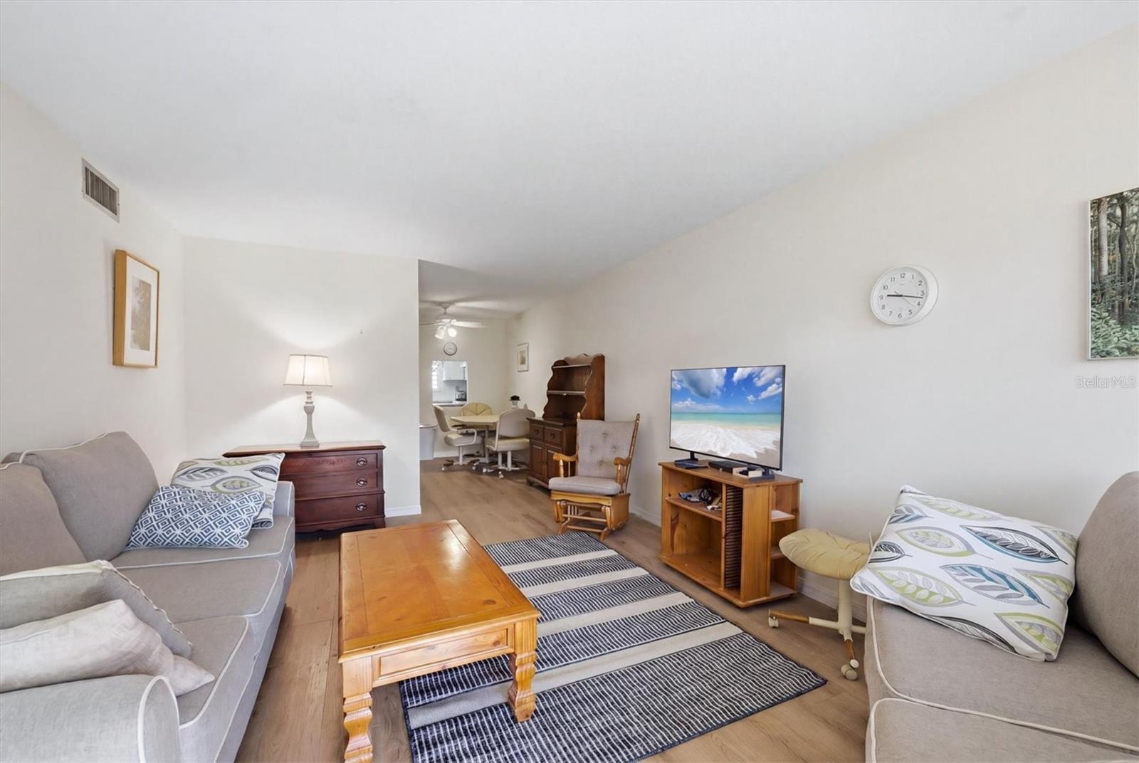 2 Quails Run Blvd #2104 Property Photo 9