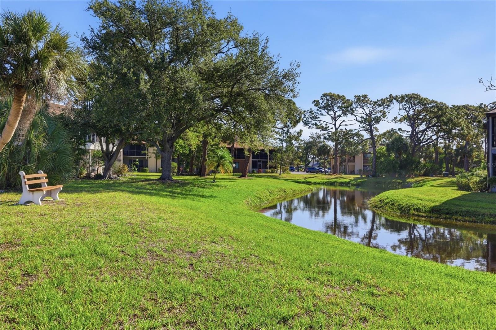 2 Quails Run Blvd #2104 Property Photo 25