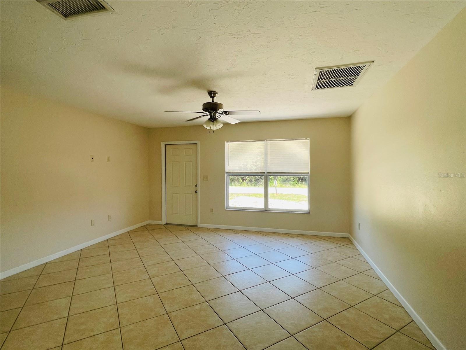 1506 Dewitt St Property Photo 3