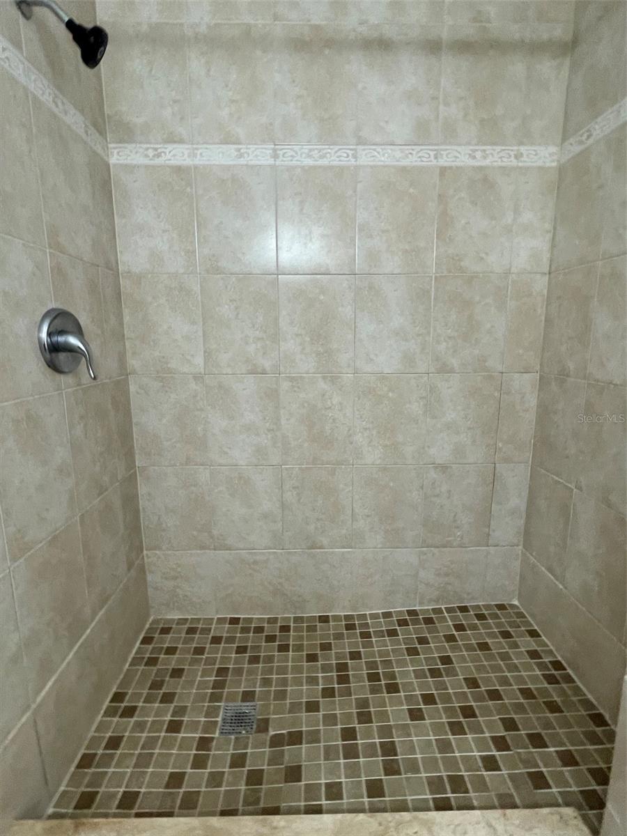 1506 Dewitt St Property Photo 8
