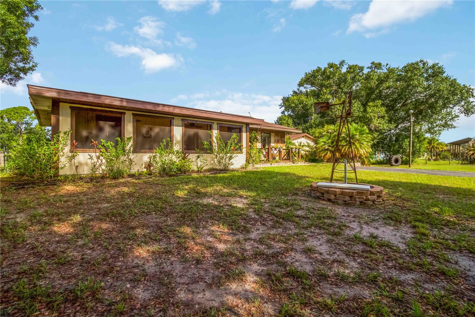 7597 Se Highway 31 Property Photo 45