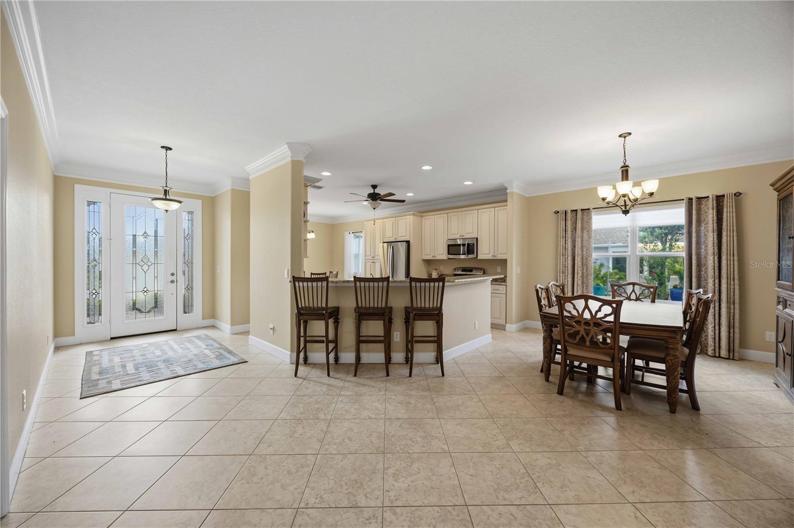 409 Tomoka Dr Property Photo 6