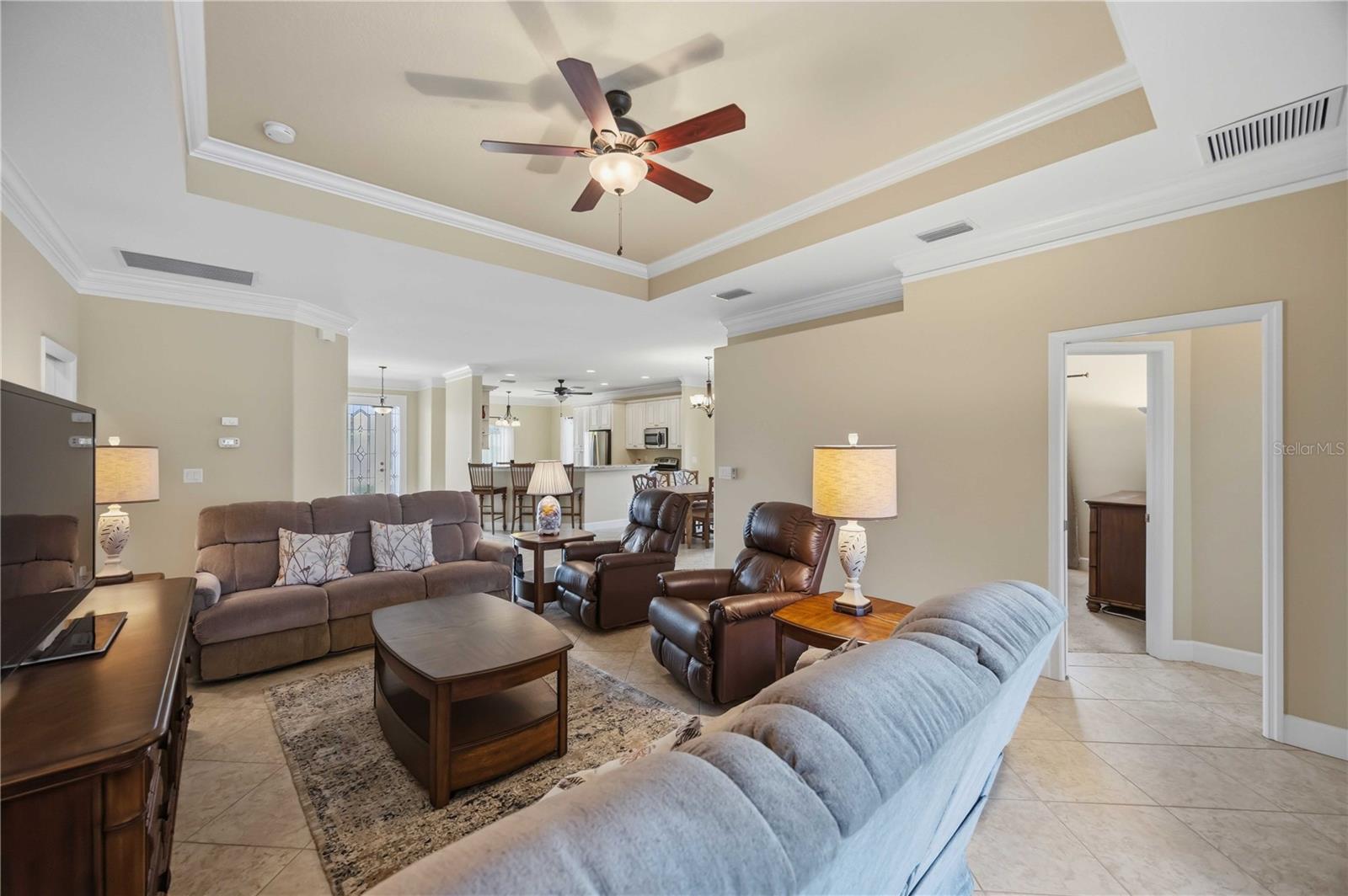 409 Tomoka Dr Property Photo 10