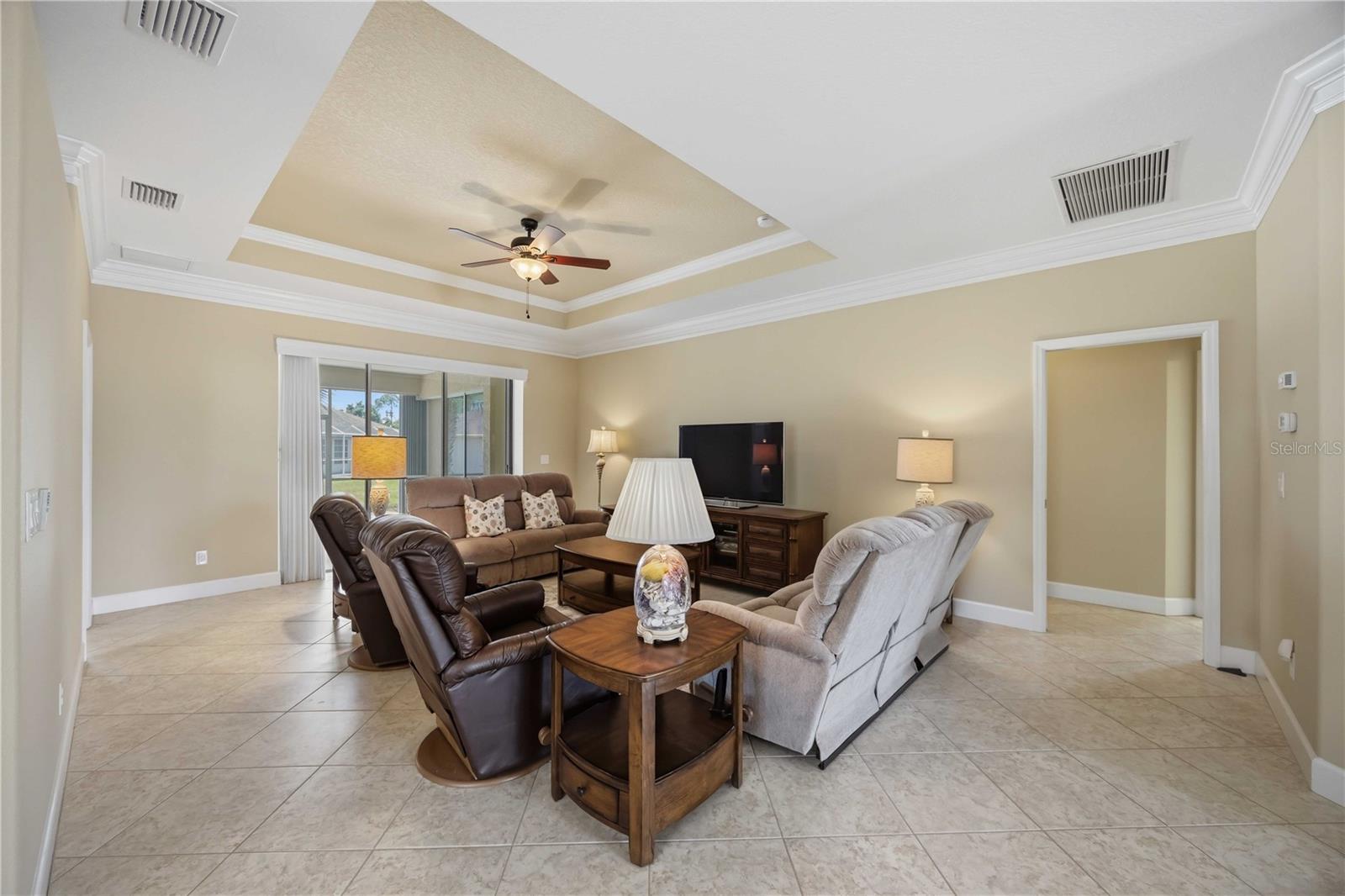 409 Tomoka Dr Property Photo 11