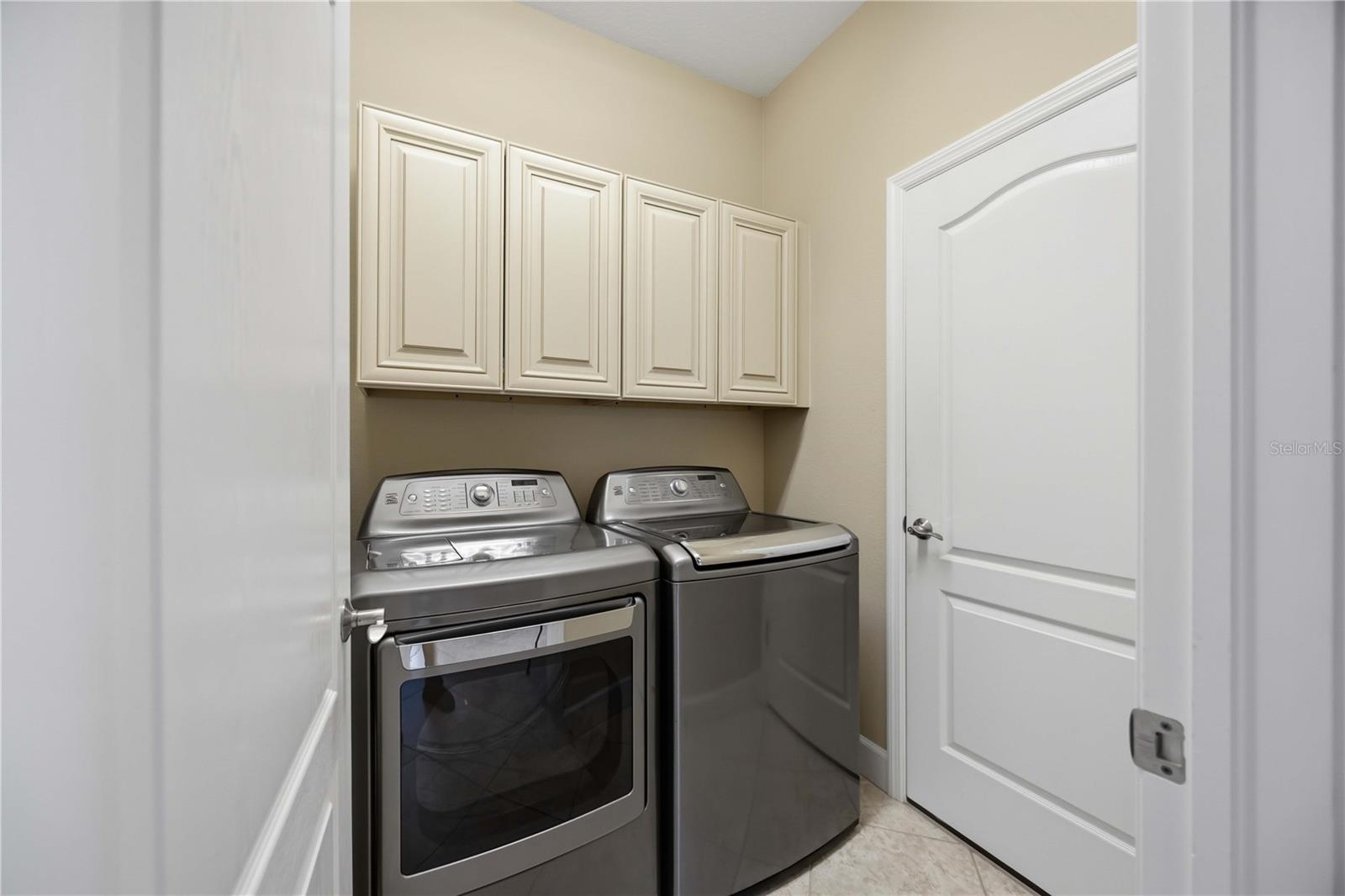 409 Tomoka Dr Property Photo 20