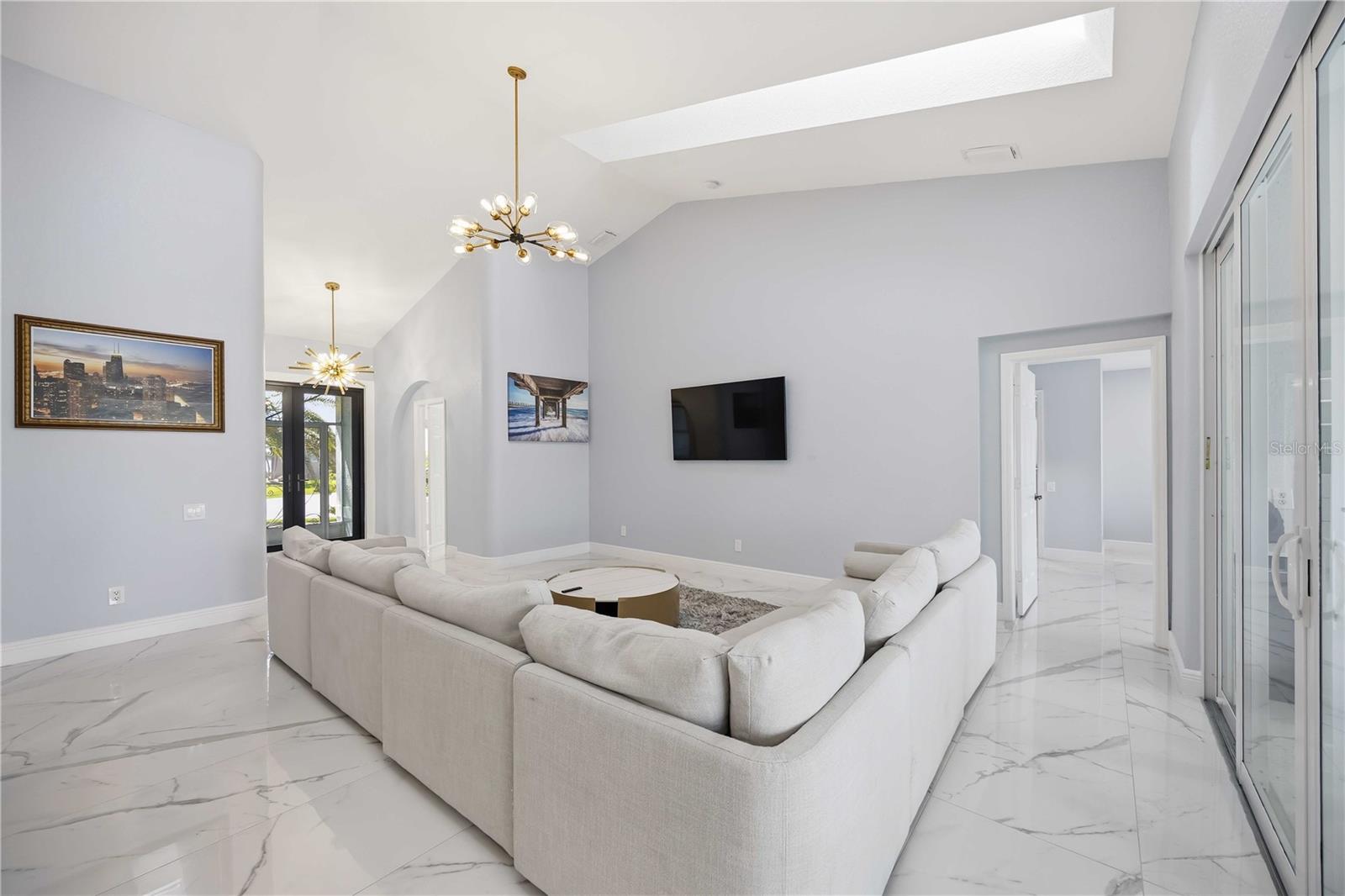 5186 Forbes Ter Property Photo 12
