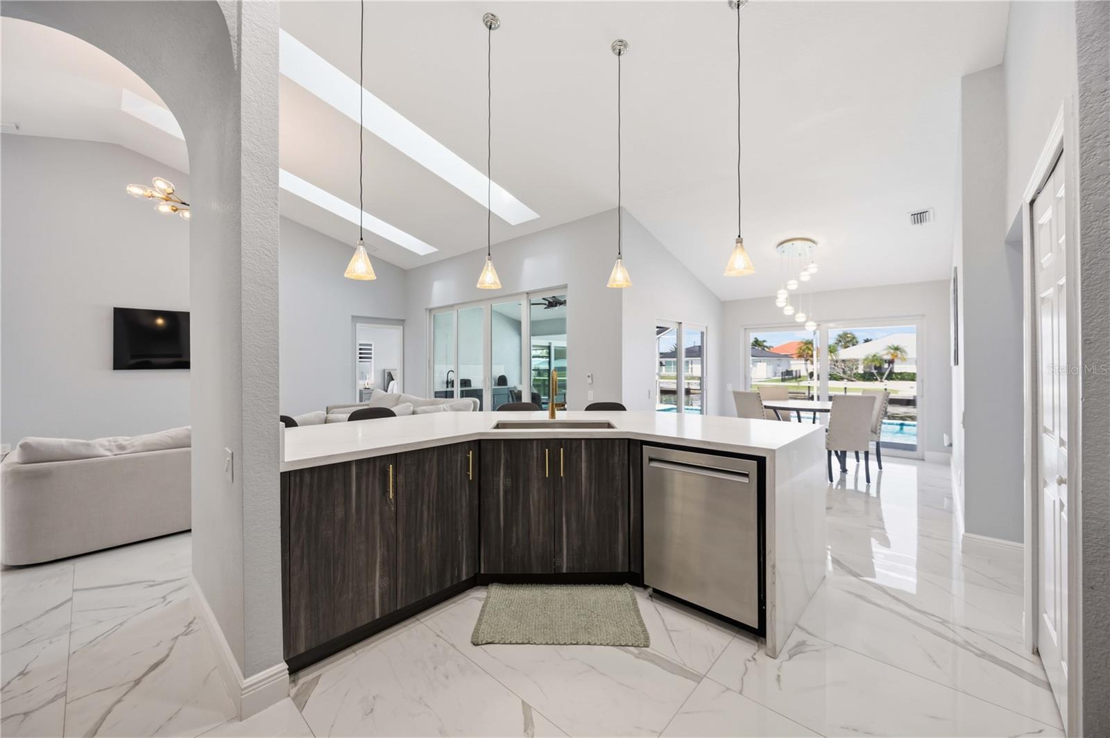 5186 Forbes Ter Property Photo 16