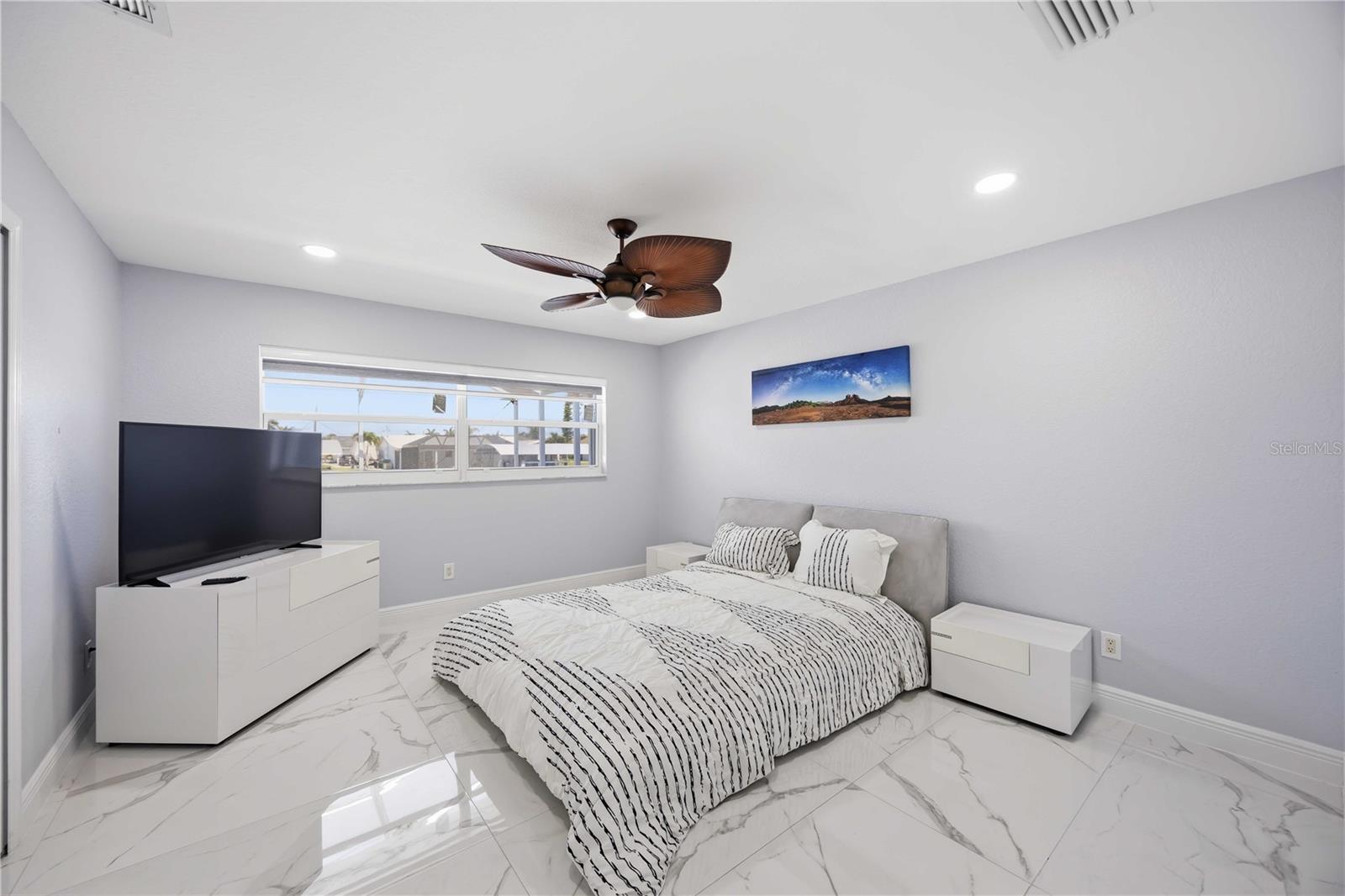 5186 Forbes Ter Property Photo 27