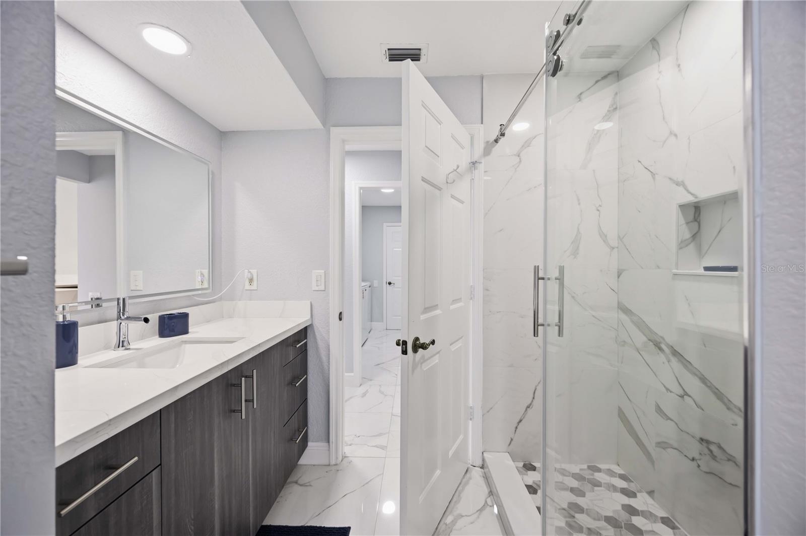 5186 Forbes Ter Property Photo 33