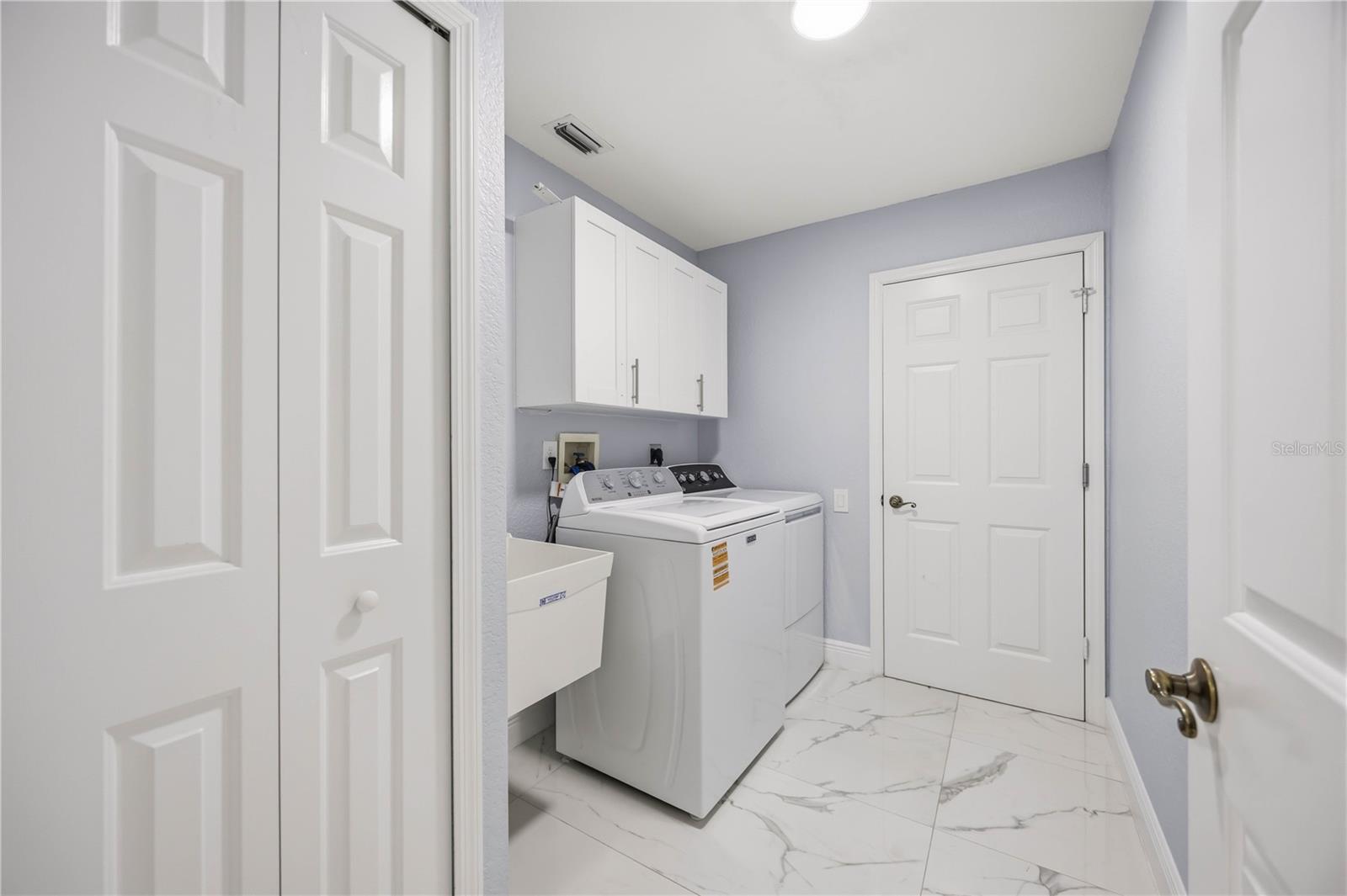 5186 Forbes Ter Property Photo 34