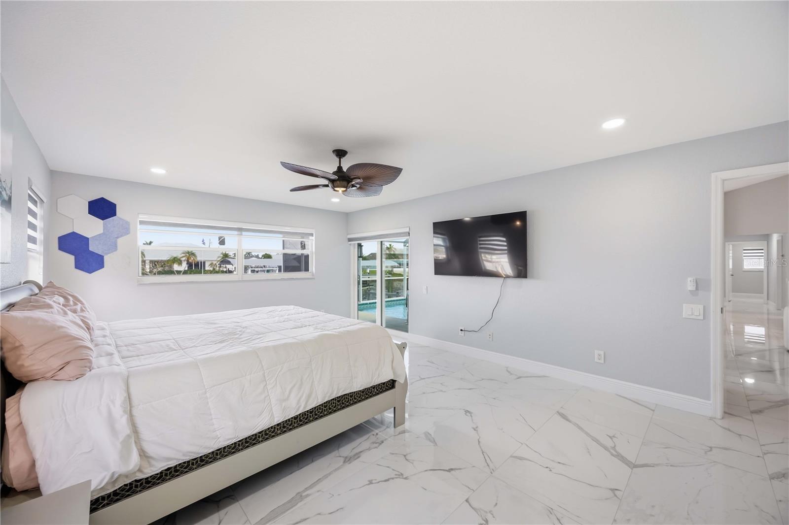 5186 Forbes Ter Property Photo 36