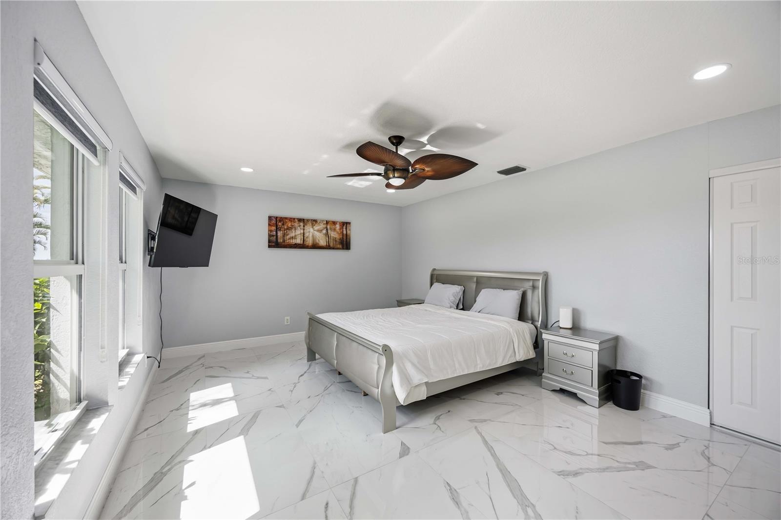 5186 Forbes Ter Property Photo 48