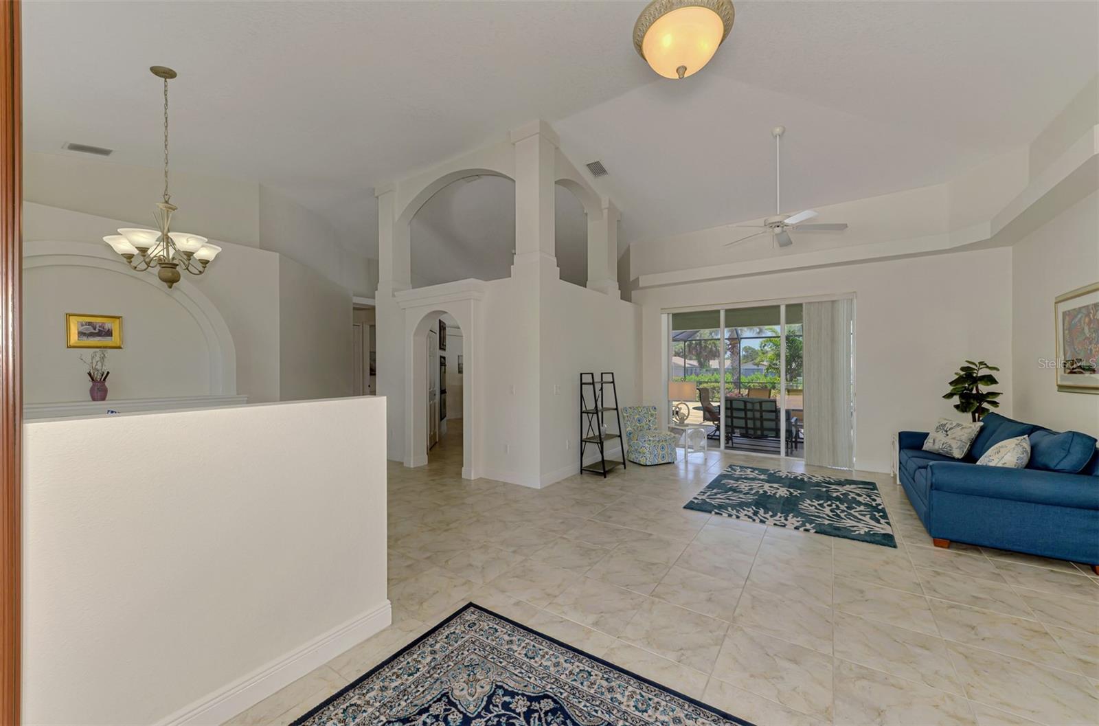 900 Park Place Dr Property Photo 22