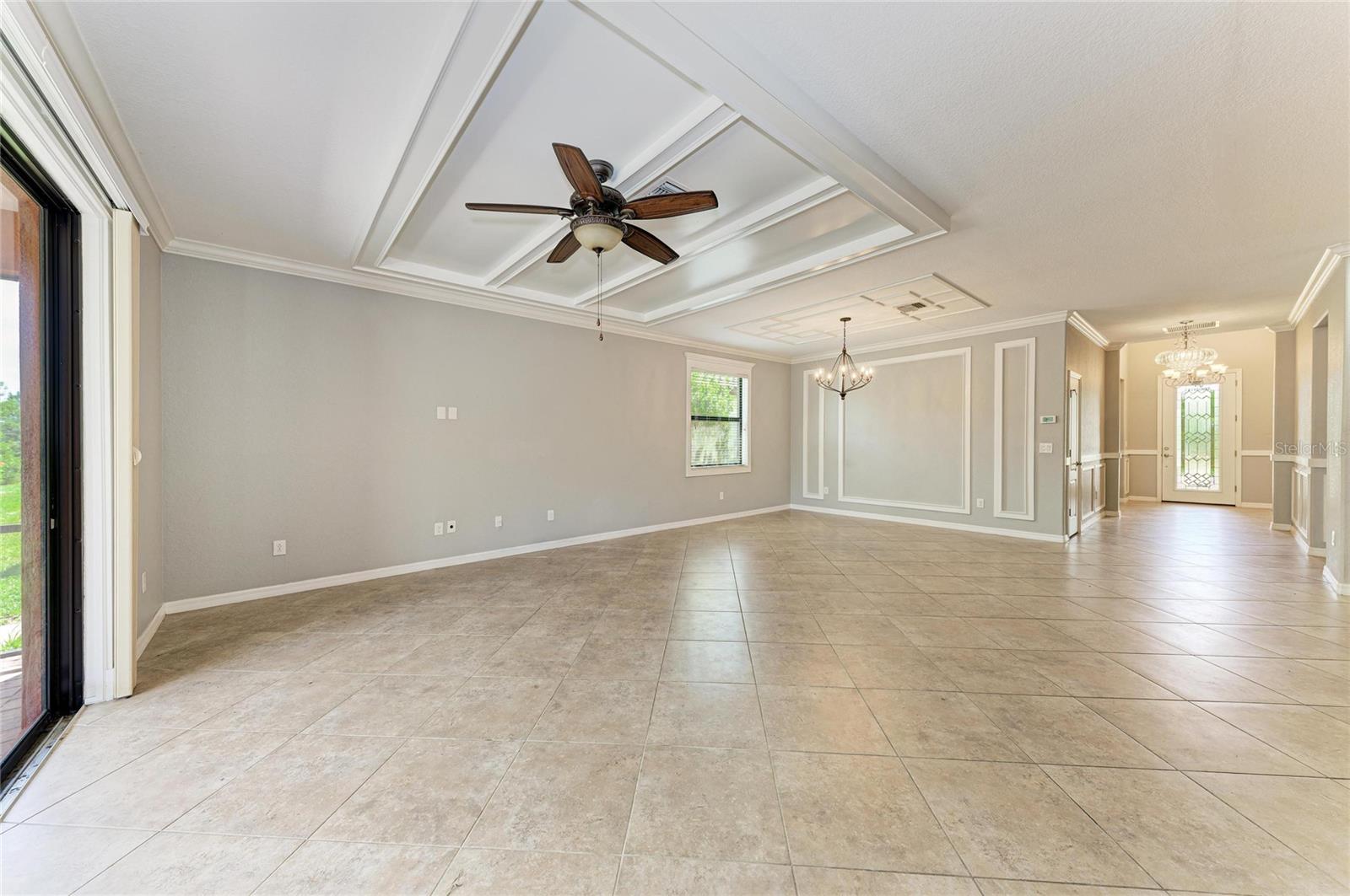 12736 Richezza Dr Property Photo 11