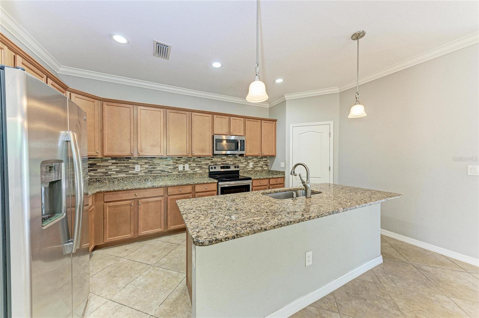 12736 Richezza Dr Property Photo 14