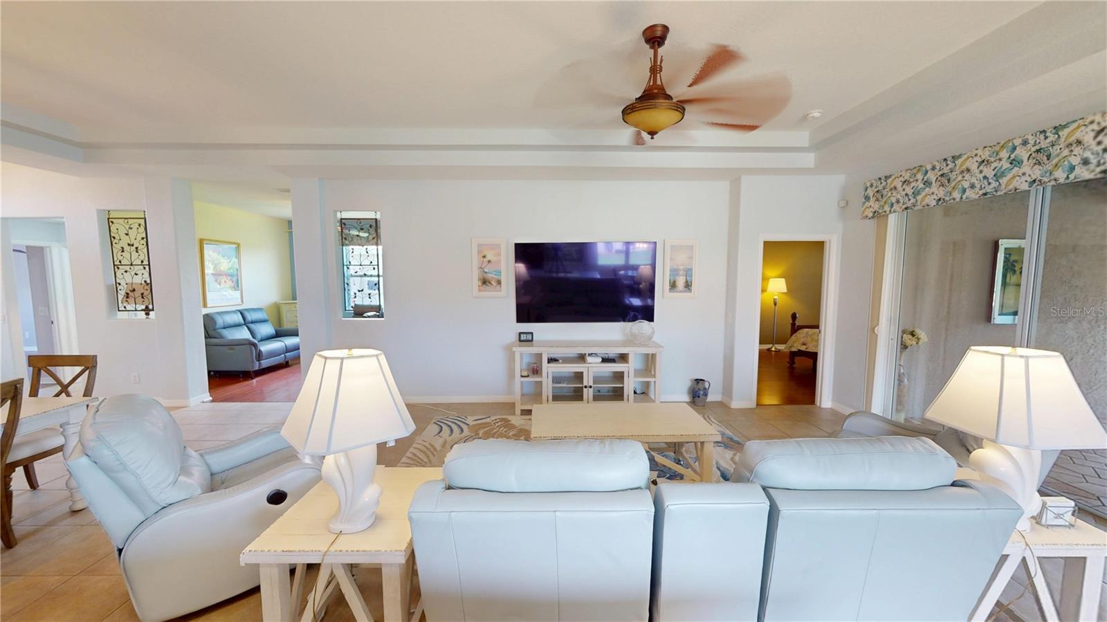 11463 Conch Ct Property Photo 4