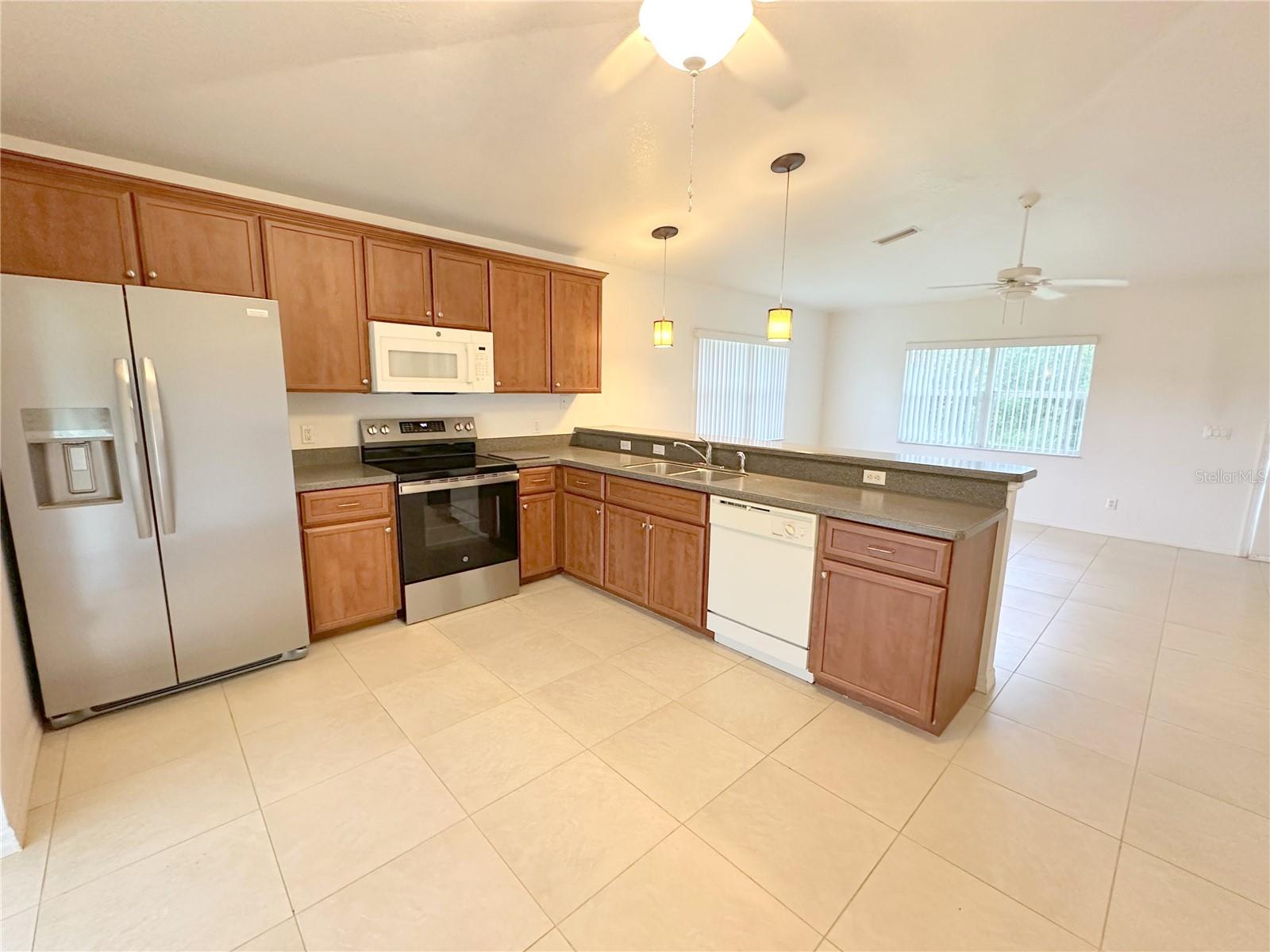 199 Rotonda Blvd W #c Property Photo 4