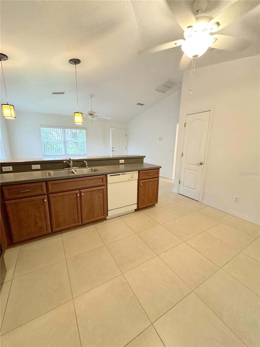 199 Rotonda Blvd W #c Property Photo 5