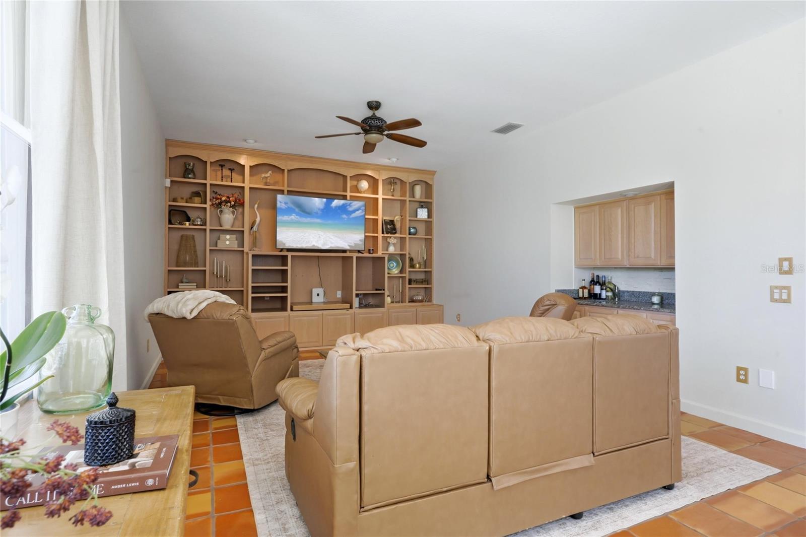 4658 Arlington Dr Property Photo 14