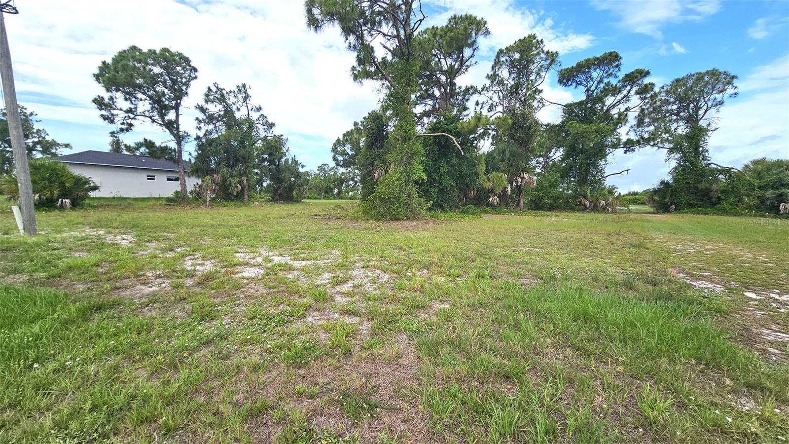 56 Brig Cir E Property Photo 4