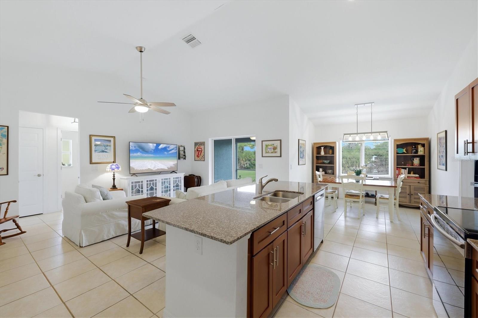150 Baytree Dr Property Photo 12
