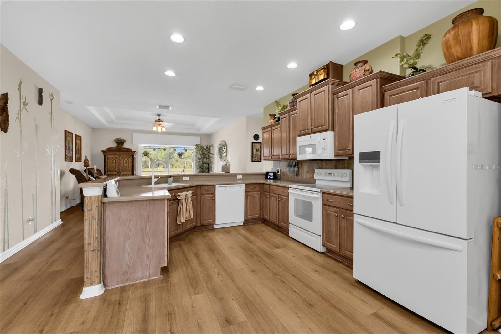 11360 Dancing River Dr Property Photo 13