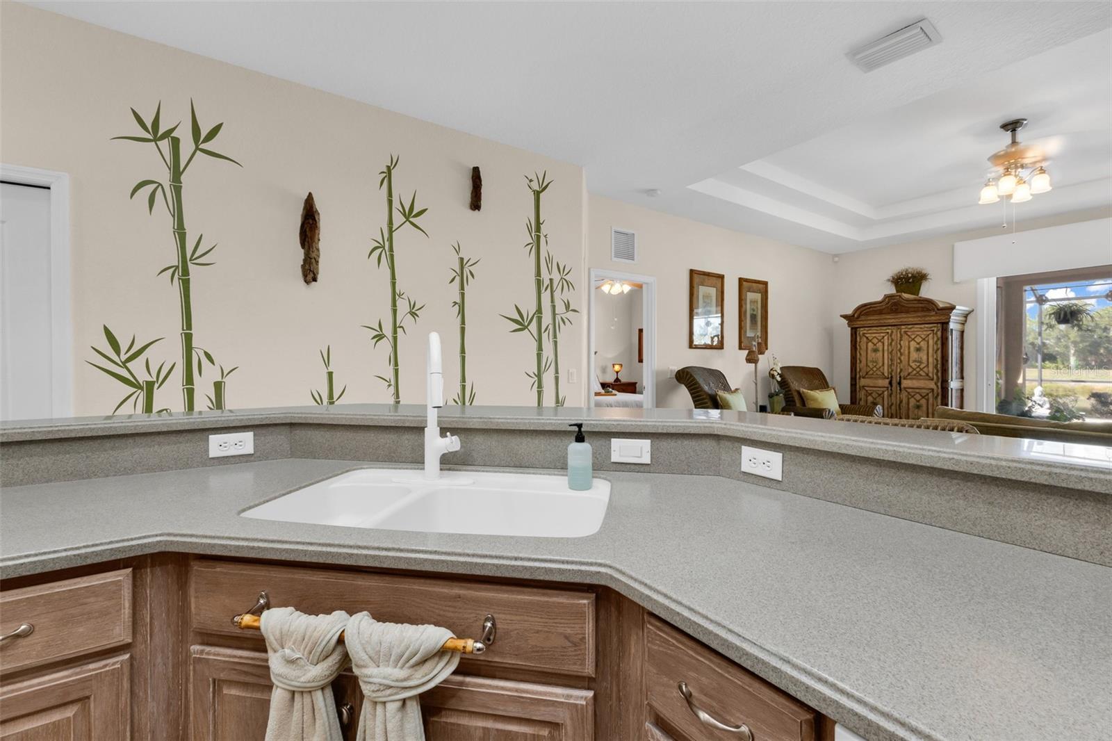 11360 Dancing River Dr Property Photo 17