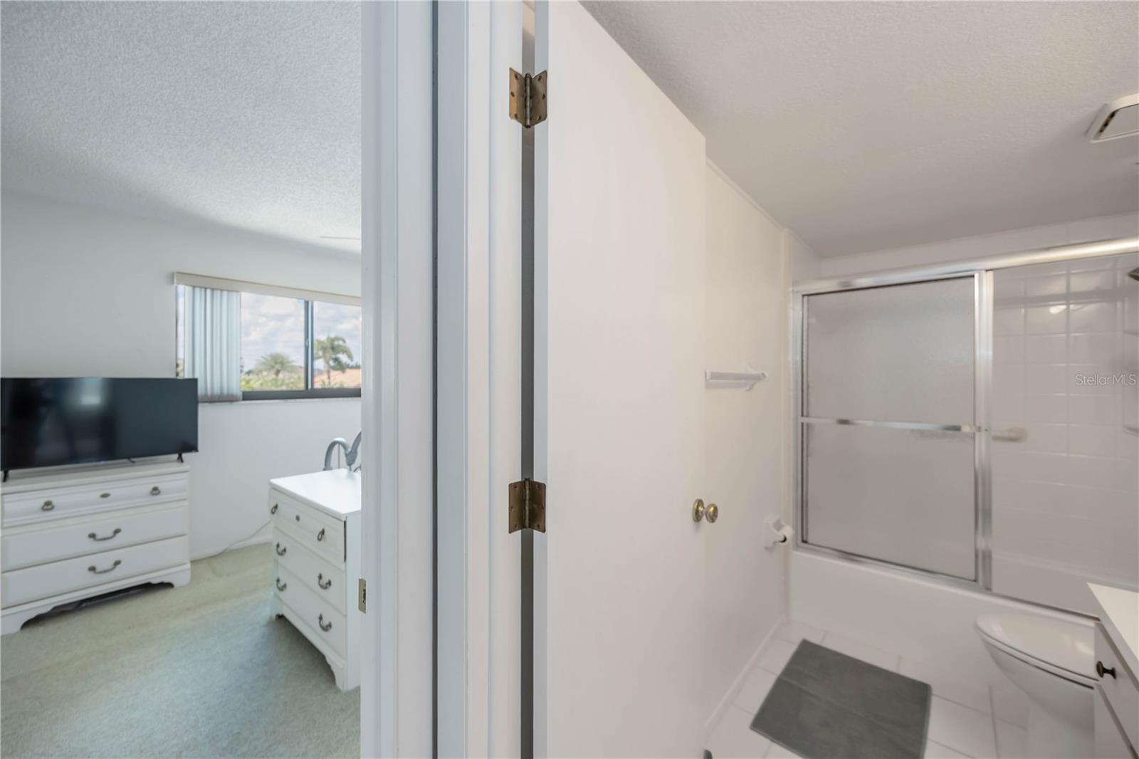 5050 Marianne Key Rd #1b Property Photo 18