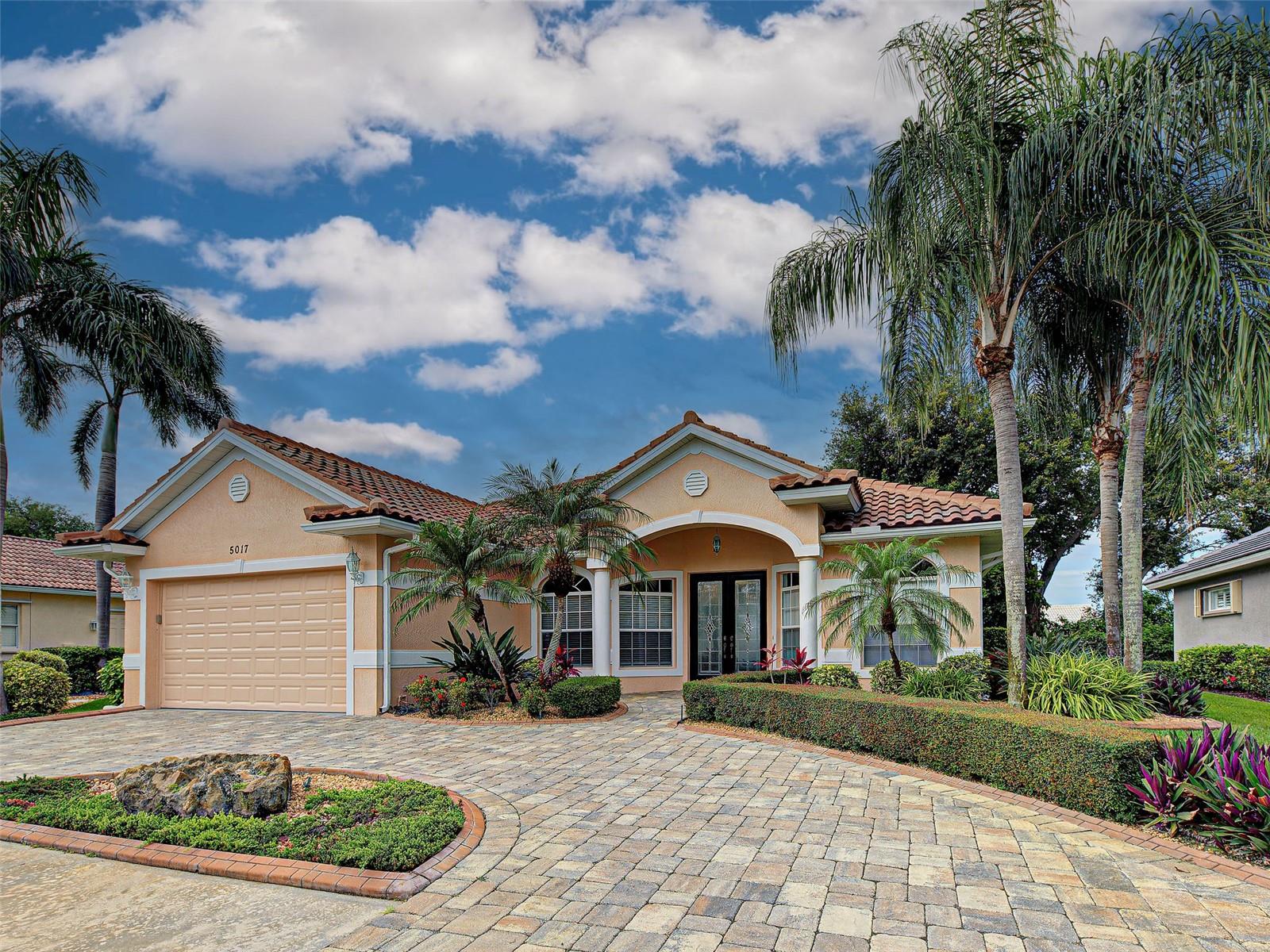 5017 Bella Terra Dr Property Photo 4