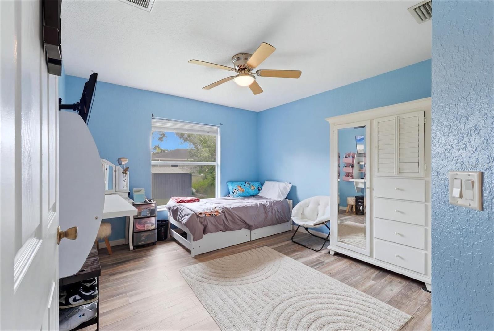 3265 Quarter St Property Photo 16