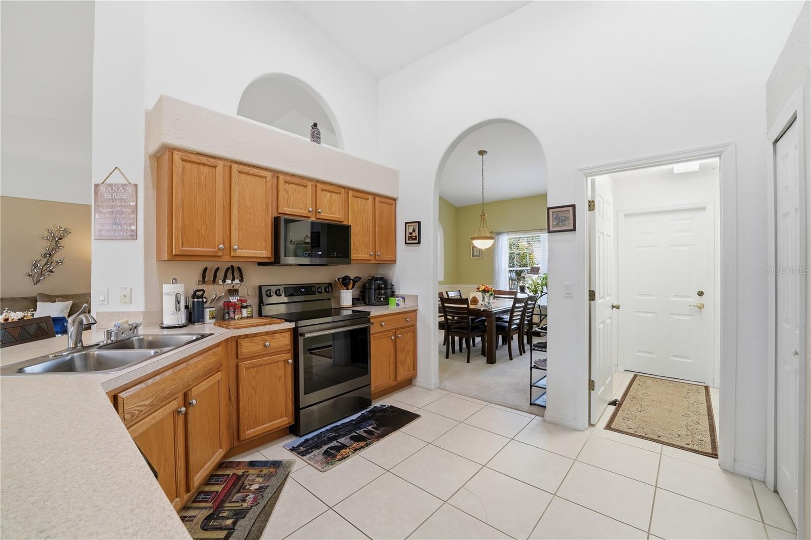 2596 Shalimar Ter Property Photo 23