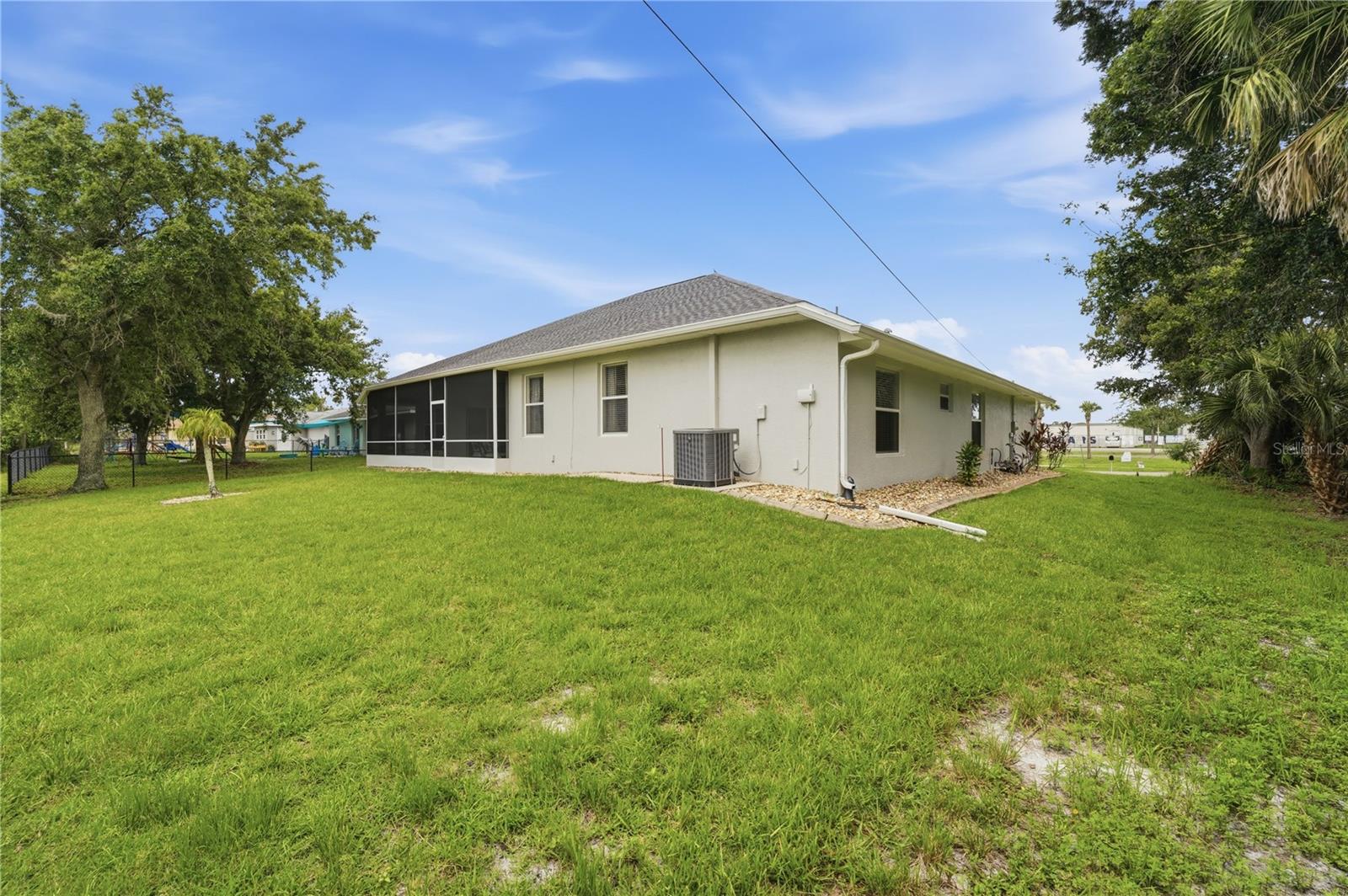 2596 Shalimar Ter Property Photo 50
