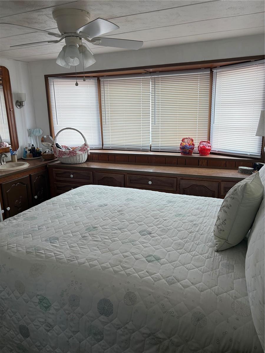 723 Roma Rd Property Photo 15