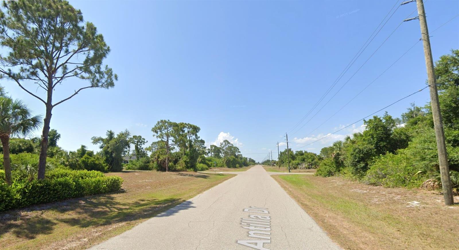 107 Antilla Dr Property Photo 4