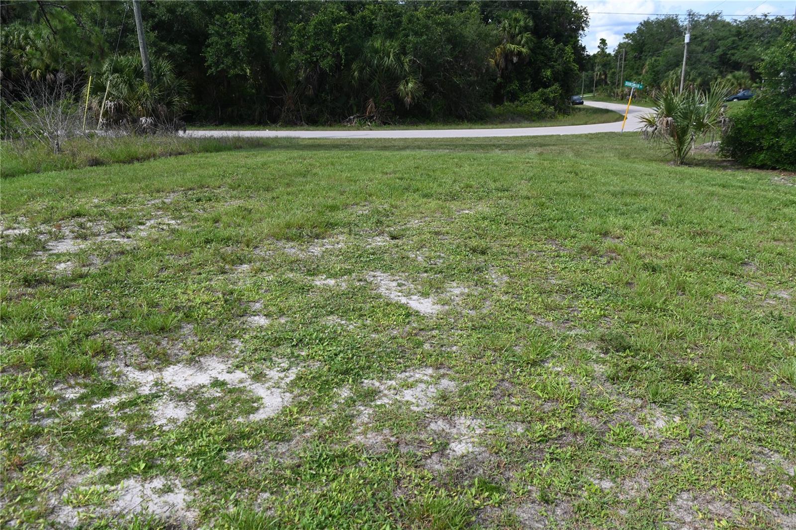 Charmer Ln Property Photo 9
