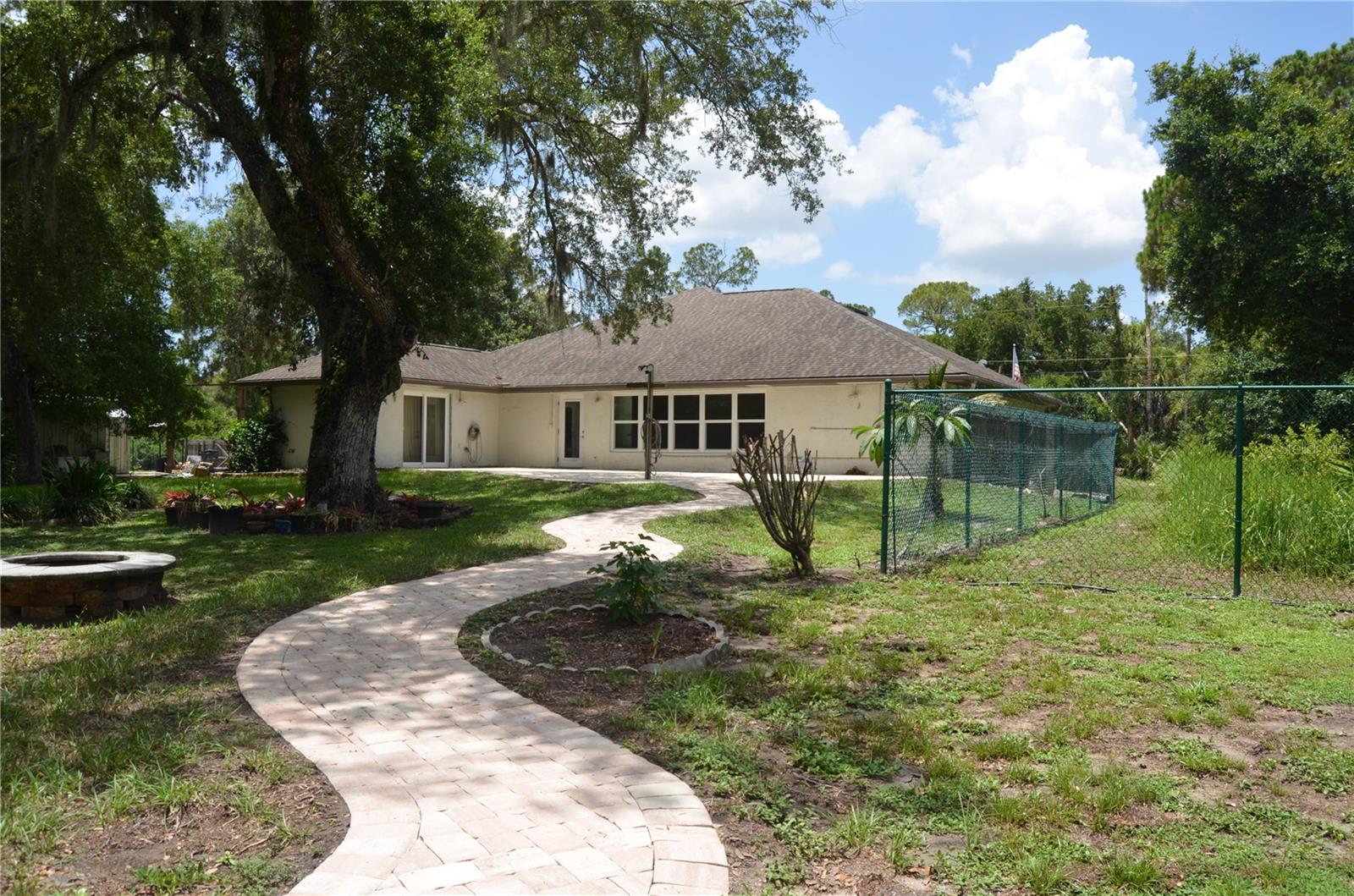4450 Jody Ave Property Photo 3