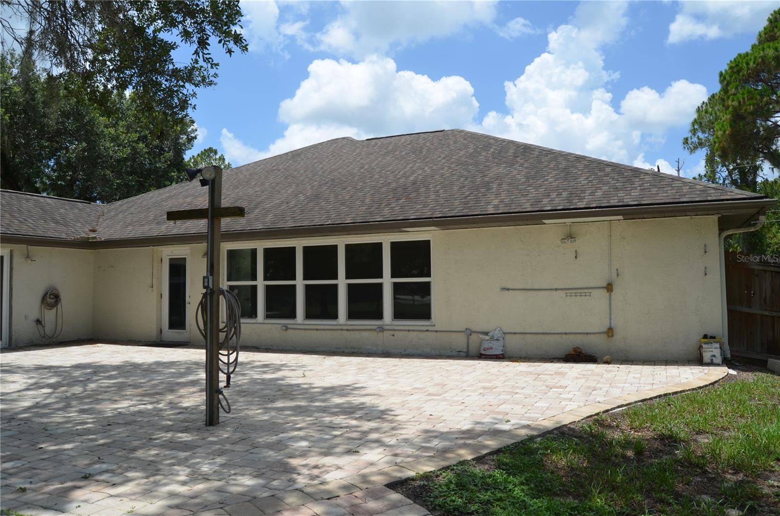 4450 Jody Ave Property Photo 4