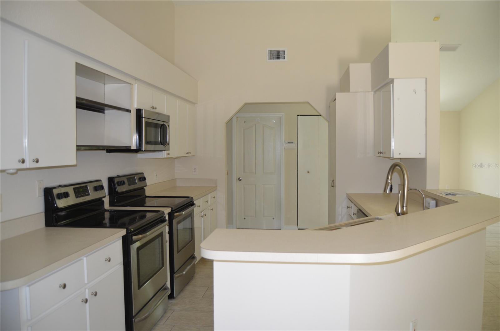 4450 Jody Ave Property Photo 10