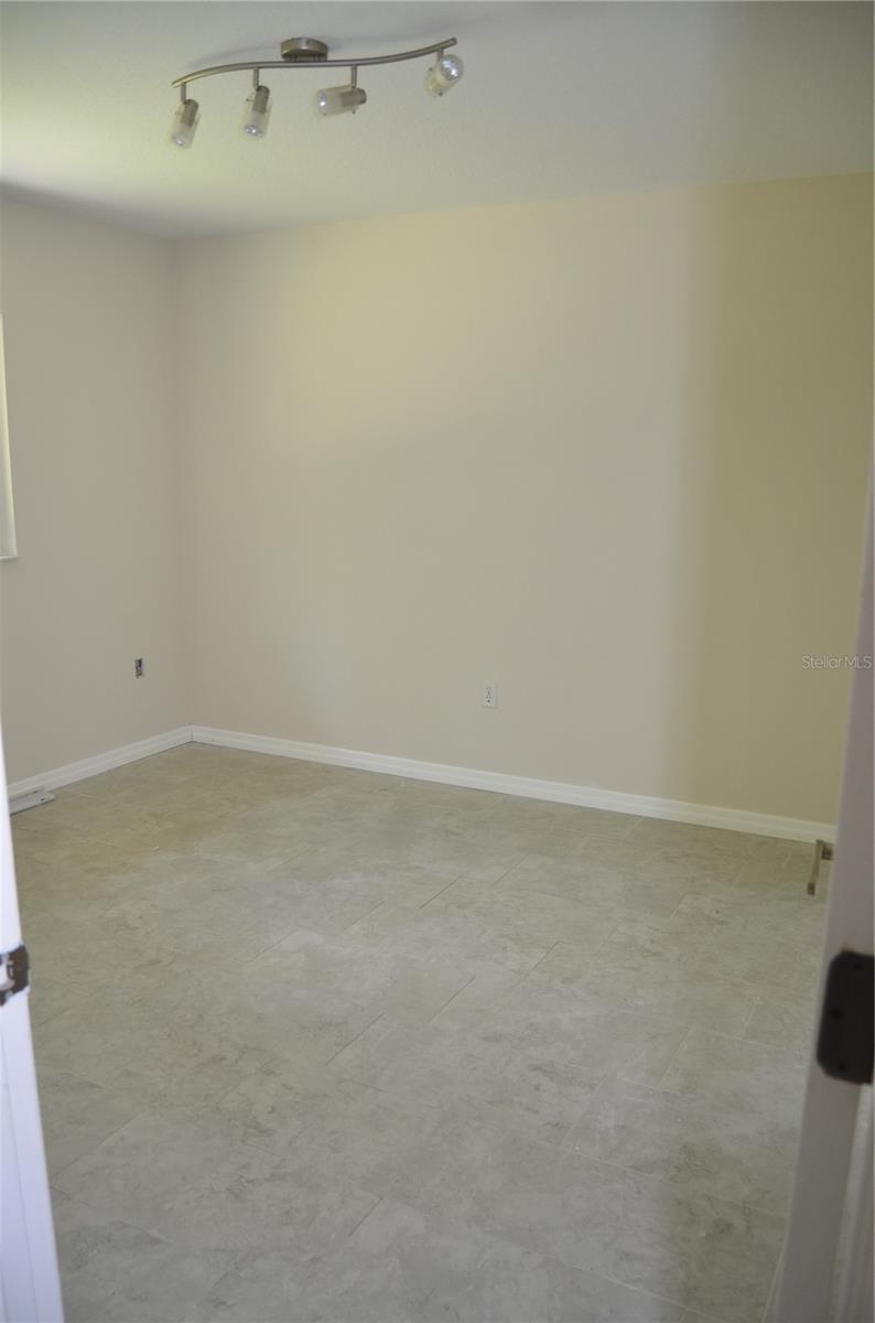 4450 Jody Ave Property Photo 24