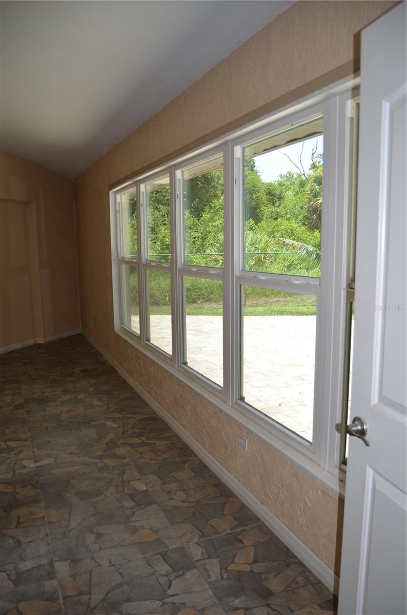 4450 Jody Ave Property Photo 29