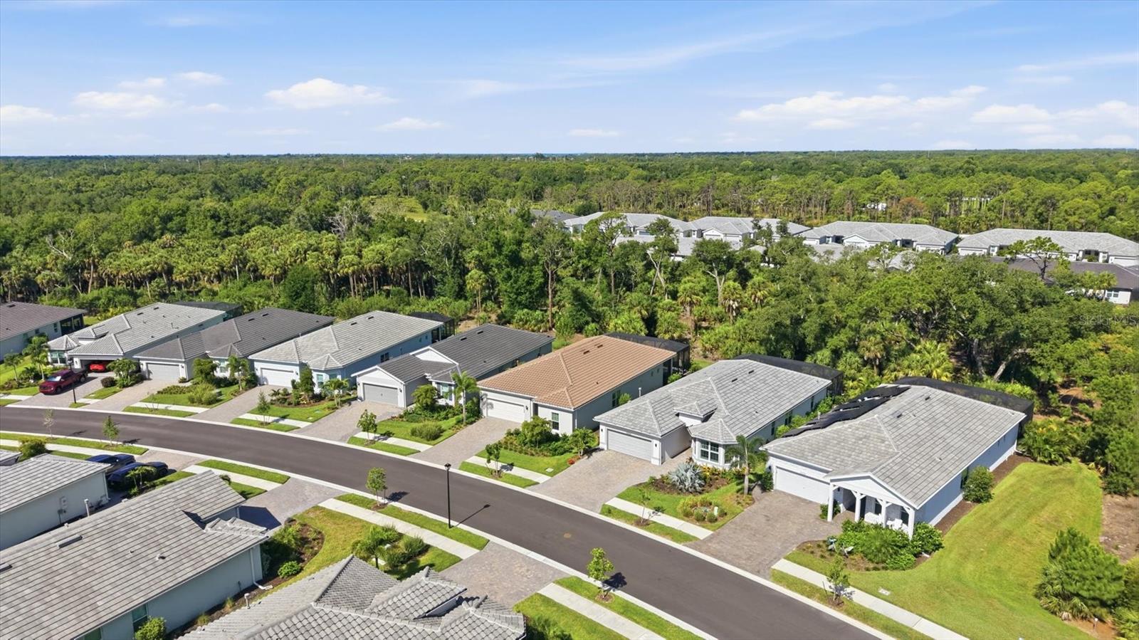 29248 Coral Harbour Dr Property Photo 2