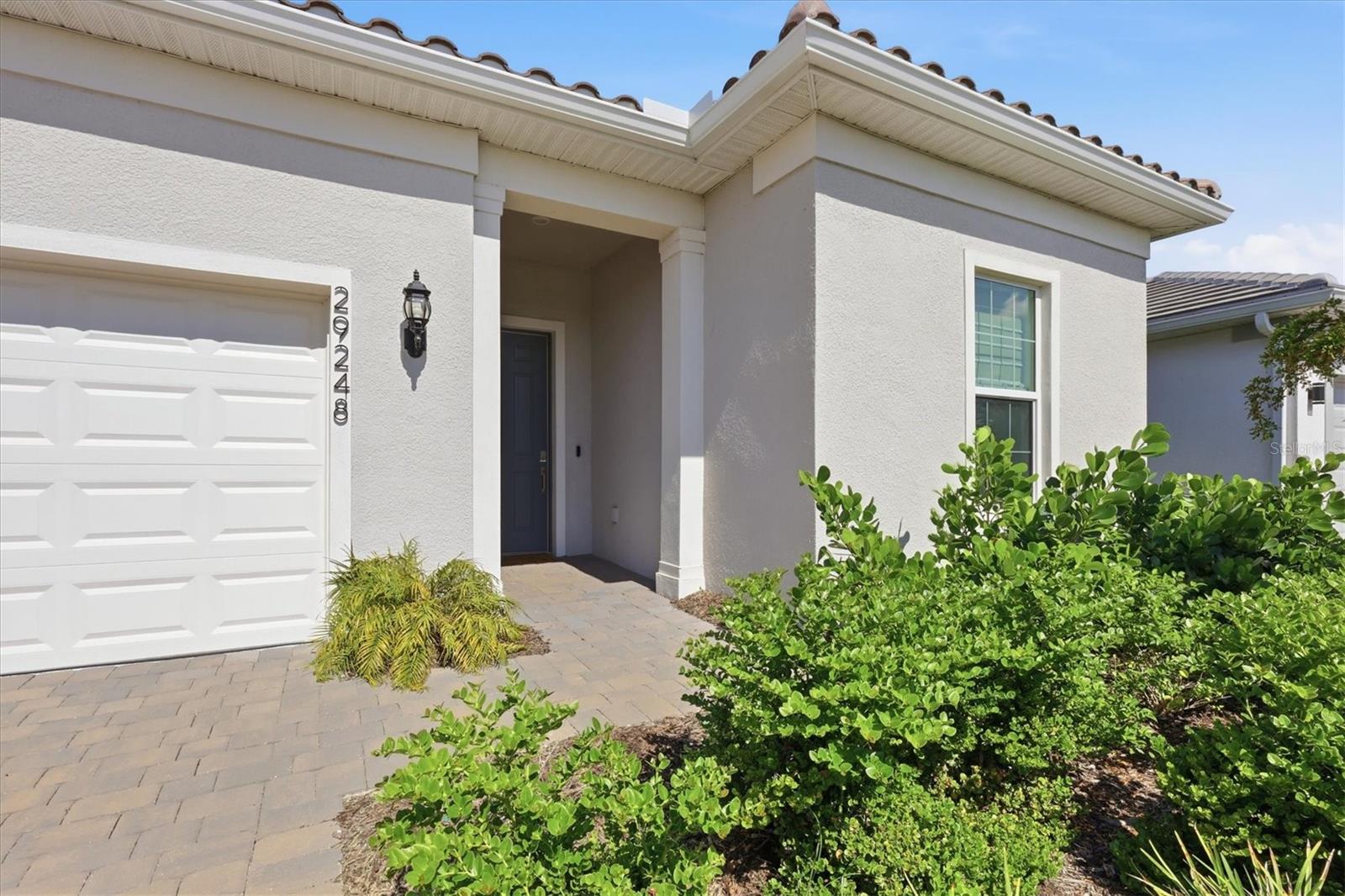 29248 Coral Harbour Dr Property Photo 3