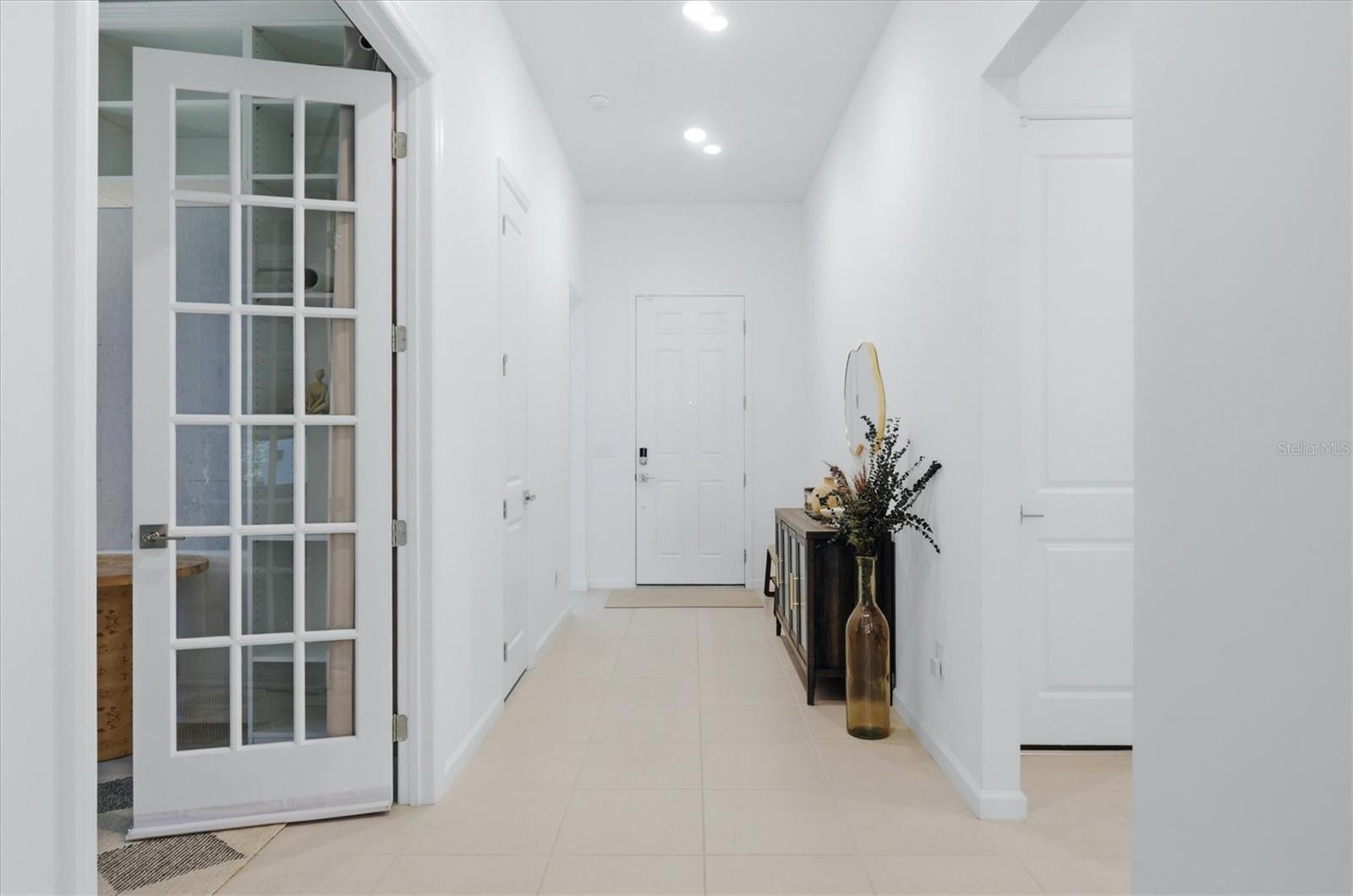 29248 Coral Harbour Dr Property Photo 4