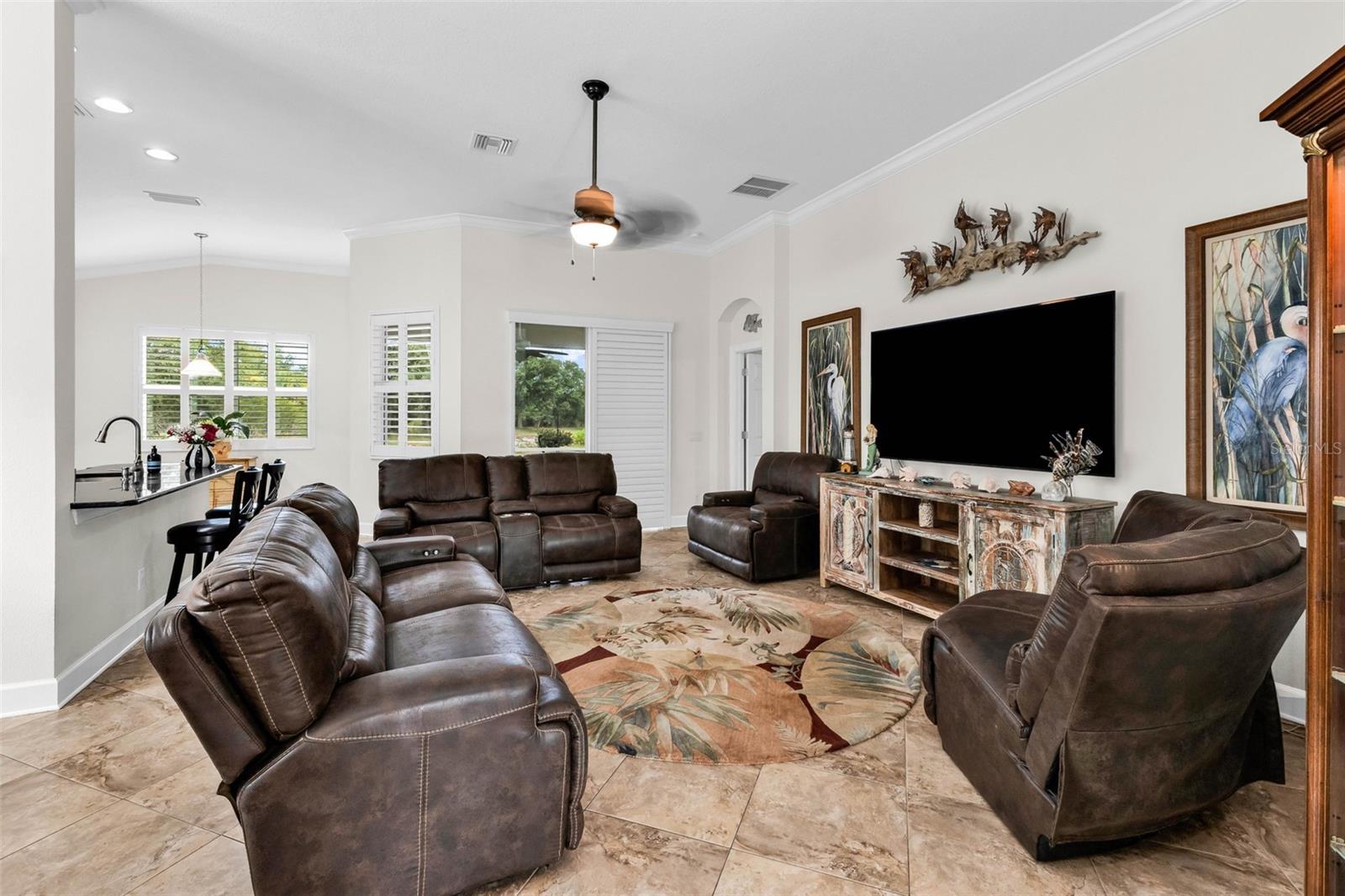 2205 Terracina Dr Property Photo 8