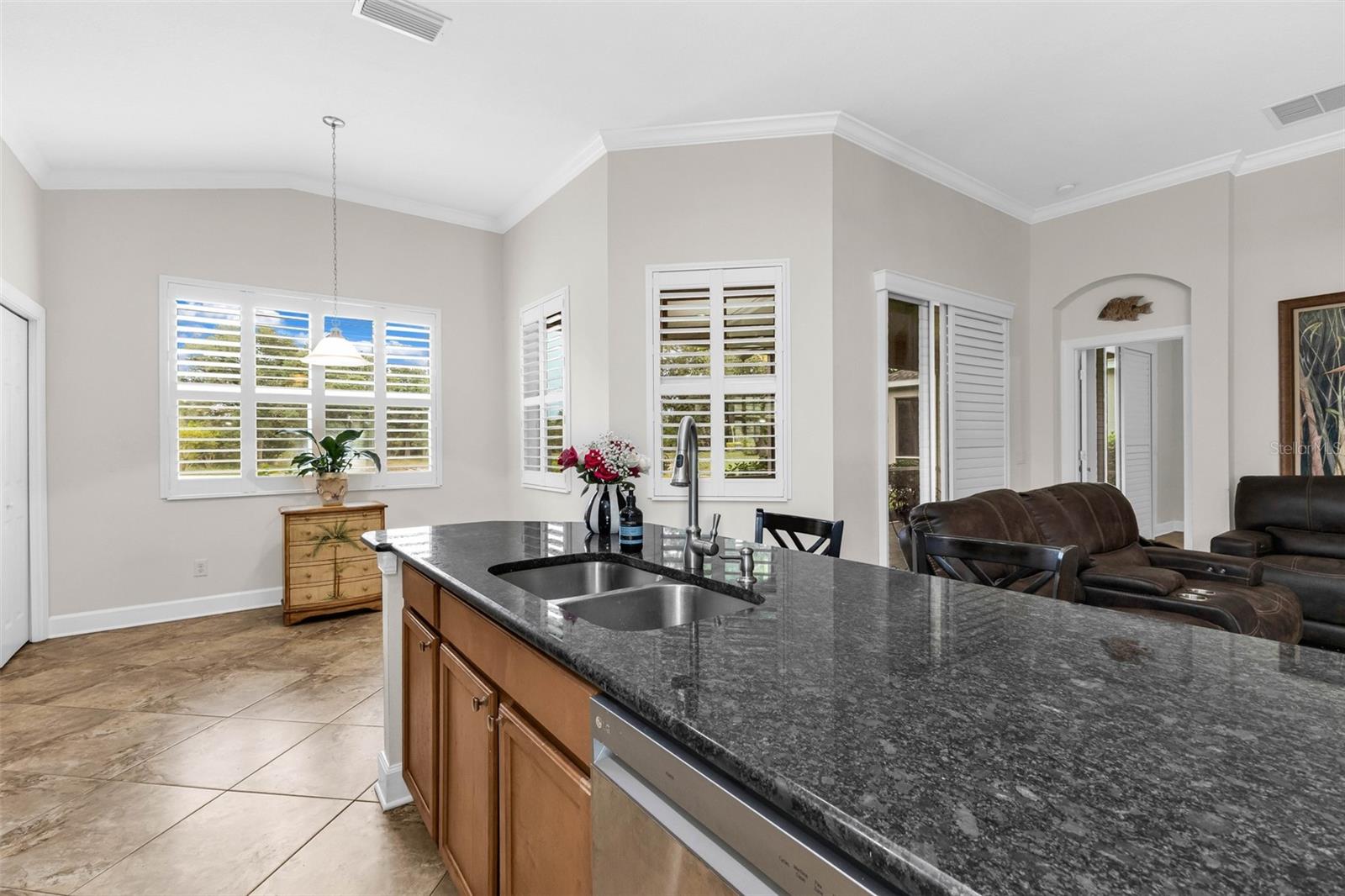 2205 Terracina Dr Property Photo 18