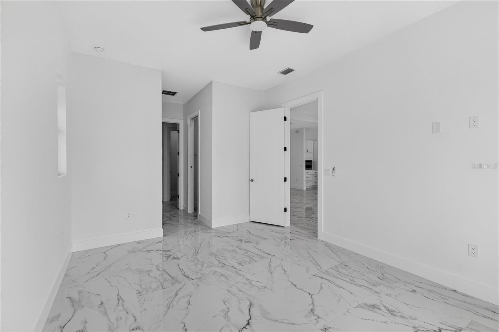 15419 Seafoam Cir Property Photo 26
